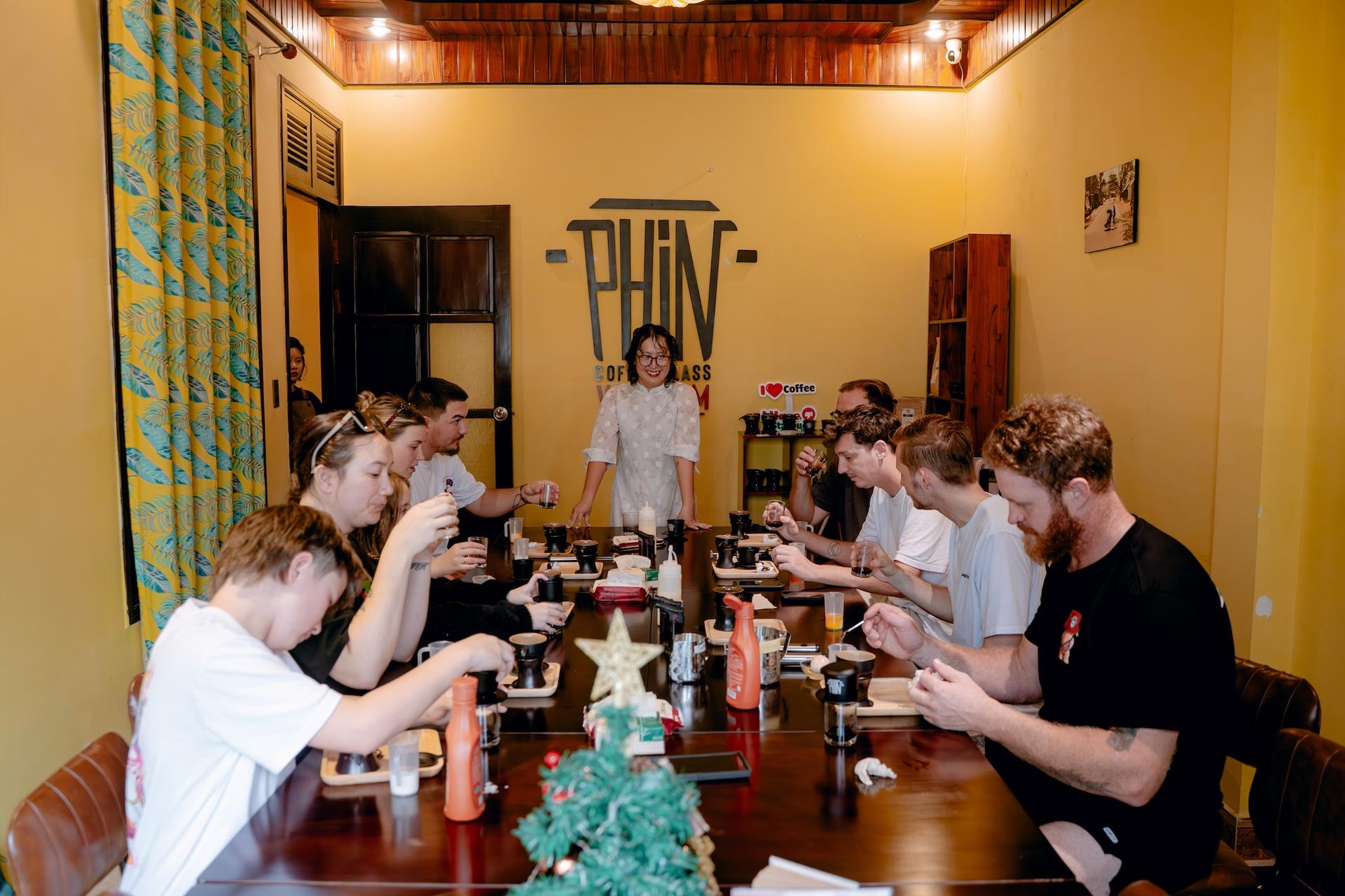Da Nang Phin Coffee Class With Egg, Salt & Coconut Styles  - Thumbnail 13