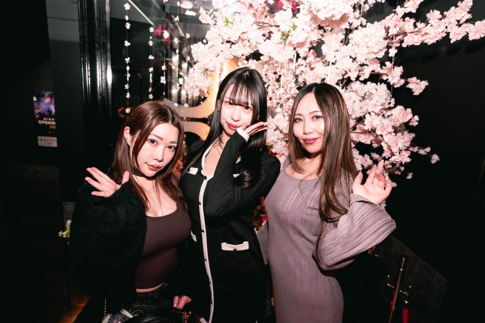 Tokyo:  CROSS ROPPONGI Nightclub Admission Ticket (For Foreign) - Thumbnail 7