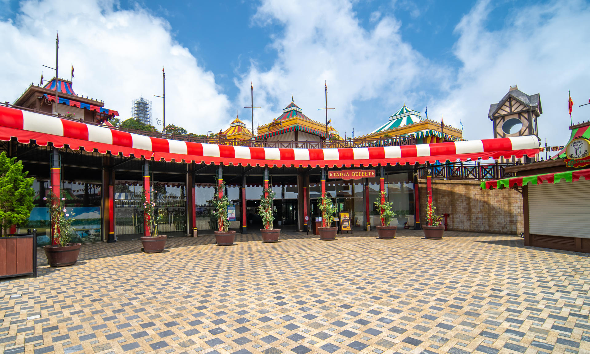 Sun World Ba Na Hills with Cable Car & Buffet Experience - Thumbnail 4