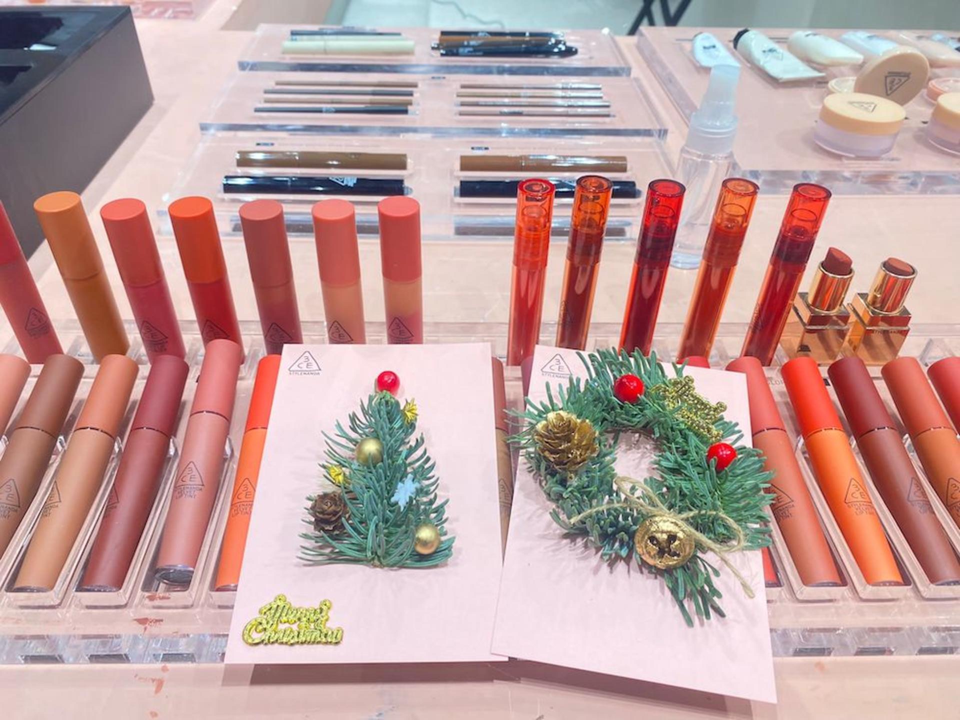 Myosotis Flower Christmas Pine Dried Flower Card Workshop - Thumbnail 2