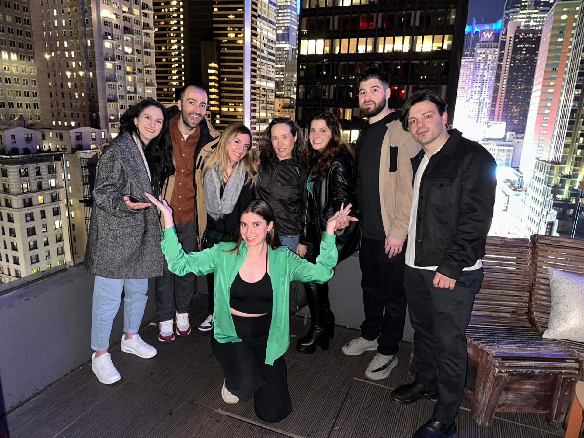 Rooftop Bar & Lounge Night Tour NYC - Thumbnail 8