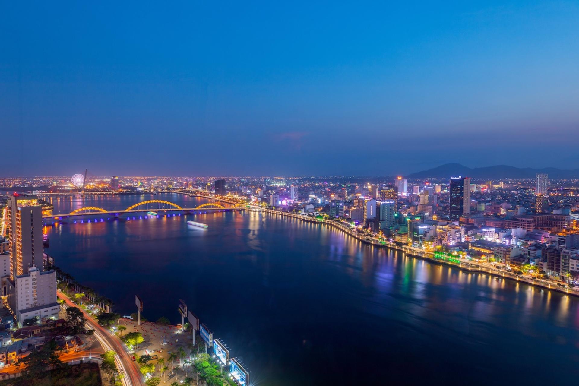 Son Tra Peninsula Sunset & Han River Night Cruise - Thumbnail 11