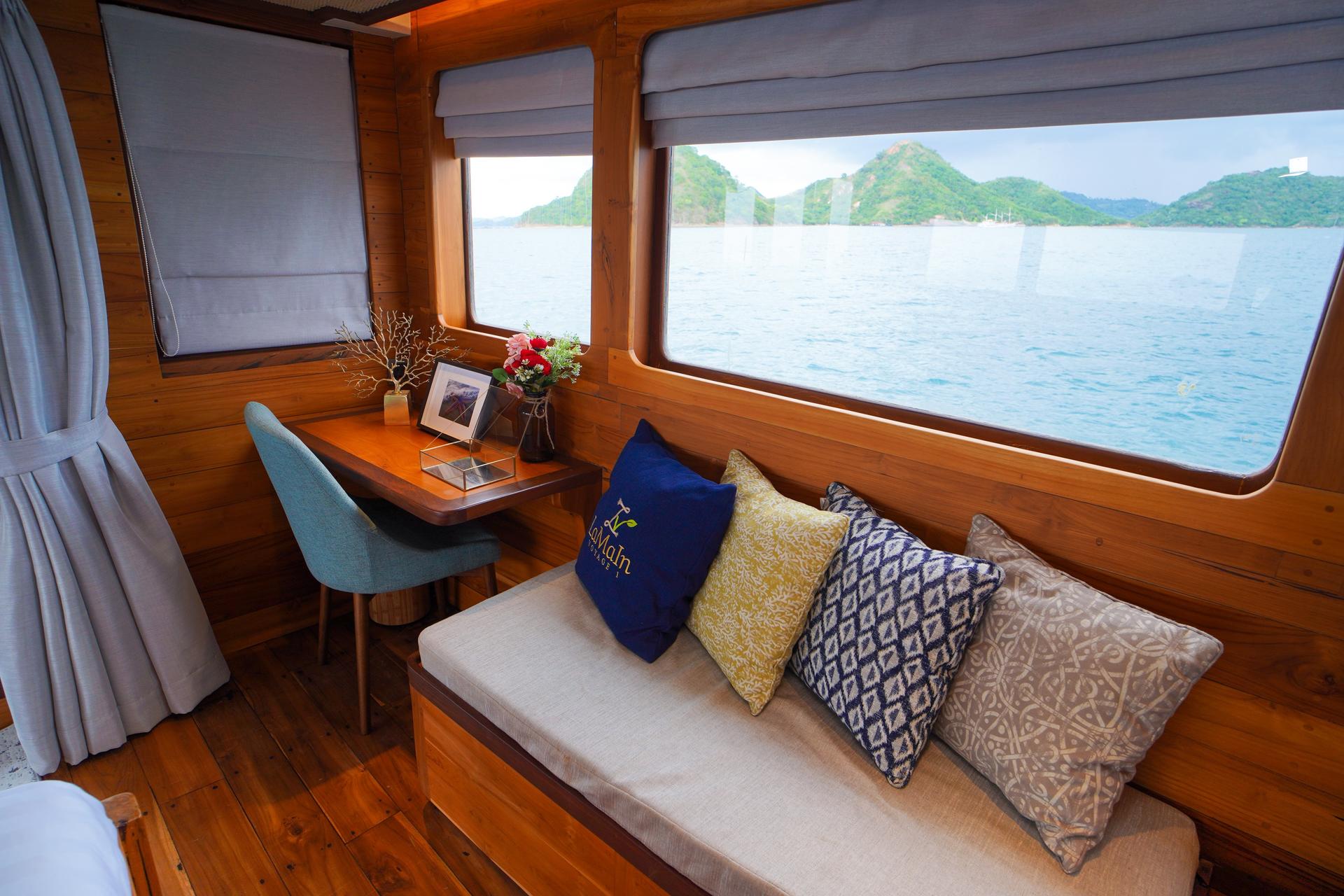Labuan Bajo Multi-Day Phinisi Liveaboard Experience - Thumbnail 17