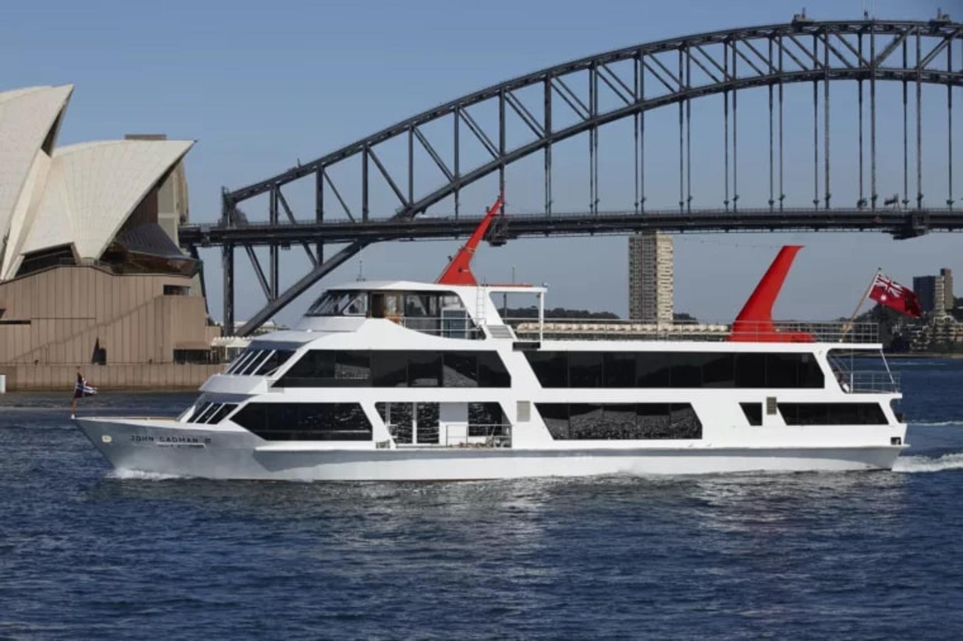 1.5 Hour Sydney Harbour Sightseeing Cruise Tour - Thumbnail 2