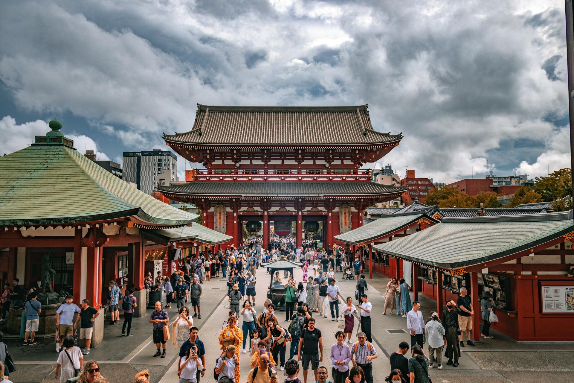 Tokyo City, Senso-ji Yukata Walk & Street Food Half Day Tour - Image 1