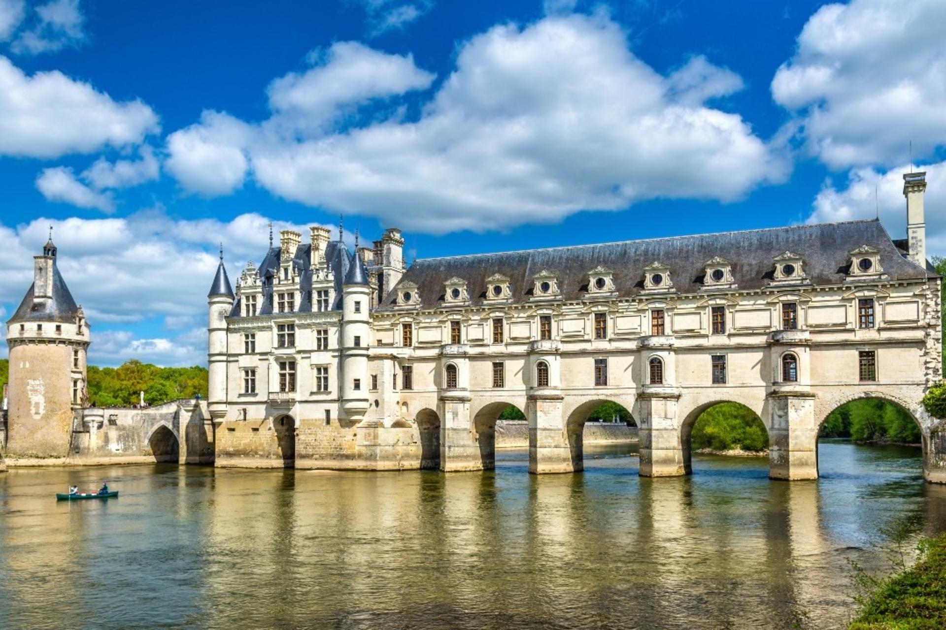 Loire Valley Chateaux Day Tour: Chenonceau, Chambord & Wine Tasting - Thumbnail 2