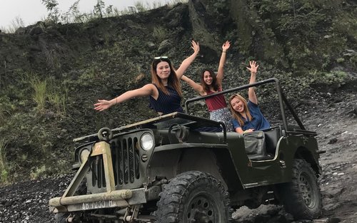 Private Jeep Tour di Yogyakarta Merapi Kaliadem