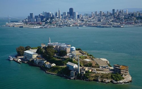 Alcatraz Island, Muir Woods, and Sausalito Join In Tour