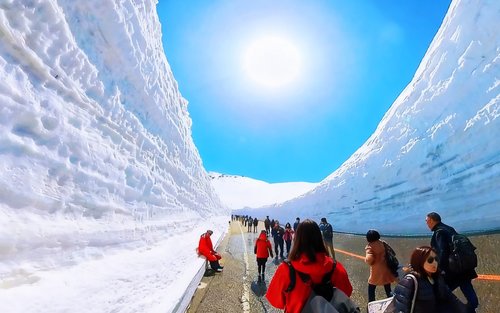 Zweitagestour von Nagoya nach Tateyama Kurobe – Schneetal & Kamikochi (Abfahrt in Nagoya)