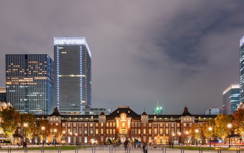 Palau Imperial de Tòquio, Nihonbashi i Tour per Marunouchi