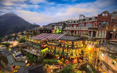 新北｜野柳＆九份＆十分＆台式糕点DIY一日游｜含门票＆天灯