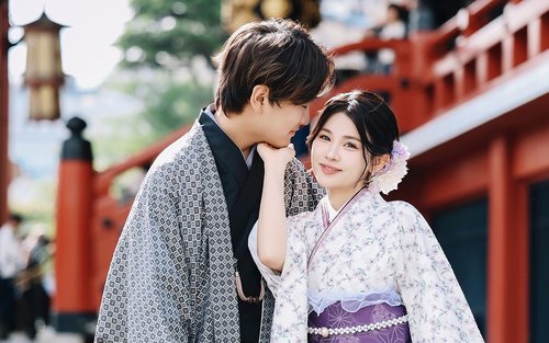 Asakusa-dera Kimono-Verleih + professionelles Fotoshooting (verschiedene Kimonos zur Auswahl zum Einheitspreis, One-Stop-Service, professionelle Einzelfotografie)