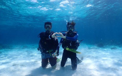 En dags dykutbildning vid Racha Island – inget certifikat krävs
