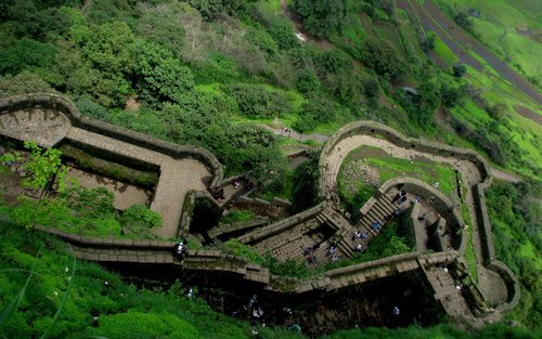 Trasferimenti di mezza giornata a Mawal con biglietti e tour panoramico