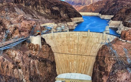 Hoover Dam Walk on Top Tour from Las Vegas