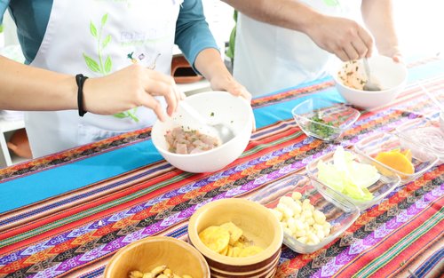 秘魯料理烹飪課：道地酸橘醃魚及皮斯可酸酒