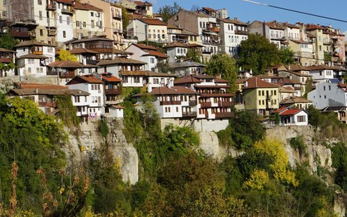 Bucharest Veliko Tarnovo Full-Day Historical Tour