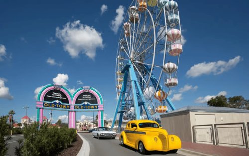 Old Town Kissimmee Billet i Orlando