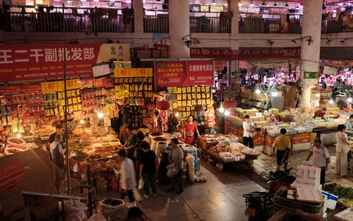 Chongqing Guanyinqiao Half-Day Local Food & Hidden Gems Tour