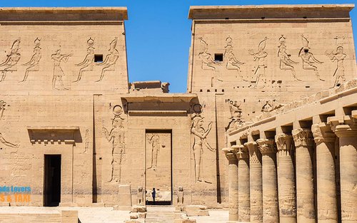 Private Full-Day Aswan Tour with Lunch from Luxor