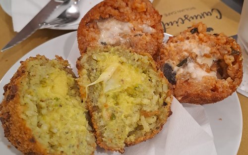 3,5-stündige Street Food Tour durch das Stadtzentrum von Catania