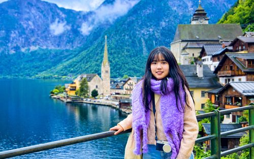 Melk Abbey, Hallstatt & Salzburg Day Trip with Traunsee