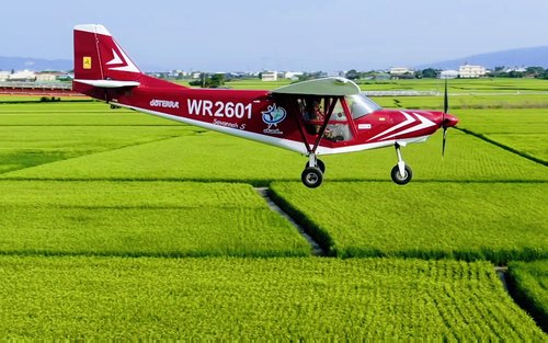 台中：輕航機飛行體驗