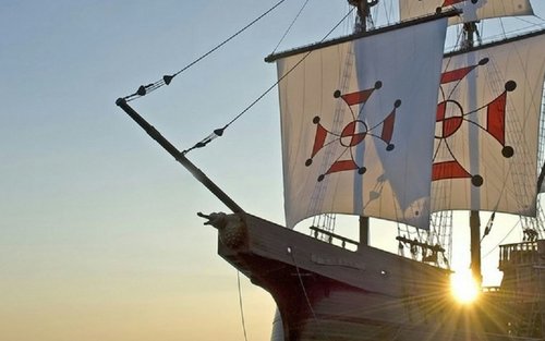 Sunset cruise on Karaka ship from Dubrovnik