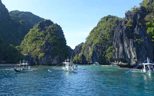 El Nido Tour D Lagoons & Beaches