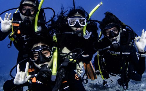 Explore Puerto Galera's Depths: Discovery Scuba with PADI 5* Center