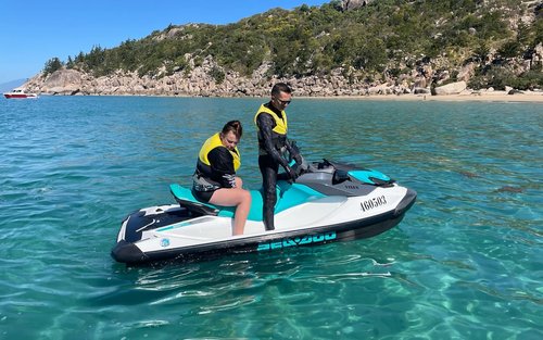 Pobřežní dobrodružství na ostrově Magnetic Island a Velkém bariérovém útesu v Townsville (2 hodiny)