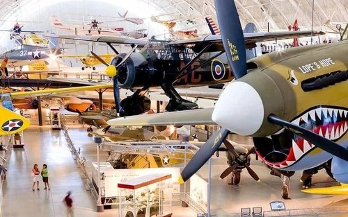 Tour Bảo tàng Hàng không và Vũ trụ Quốc gia Smithsonian ở Washington DC
