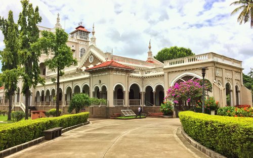 Scopri il meglio di Pune (Tour guidato di mezza giornata con prelievo in hotel)