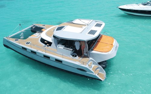 Punta Cana Bávaro Half-Day Private Yacht Cruise with Photographer