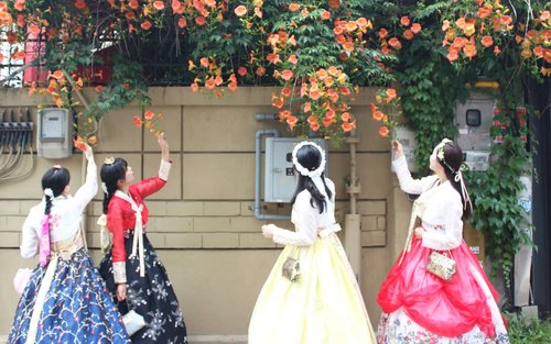 도로시 한복의 경복궁 근처 한복 대여