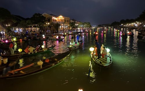 Boat Ride Ticket and Release Lantern at Hoai river in Hoi An 