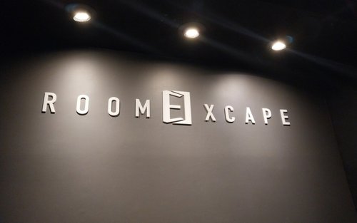 首爾新川ROOM EXCAPE BLACK - 密室逃脫咖啡廳