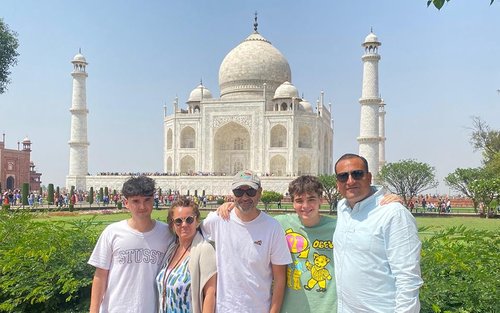 2D1N Taj Mahal & Delhi Tour with Flight Transfer from Mumbai