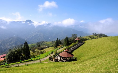 Целодневна обиколка на Hehuanshan & Cingjing Farm с билети