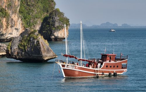 Krabi Romantic Sunset Cruise with BBQ Dinner