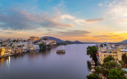 Udaipur Night Walk: Discover History, Culture & Hidden Corners
