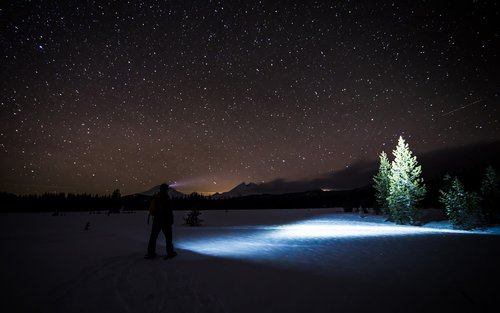 Excursió amb raquetes de neu a la llum de la lluna a Tahoe City