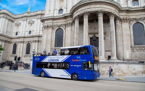 Bas hop-on hop-off London oleh Golden Tours dan tiket Madame Tussauds