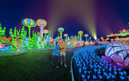 Milenial Glow Garden Ticket in Malang