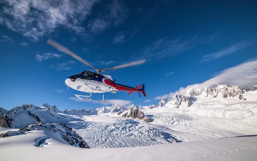 25 Minute Glacier Helicopter Flight with Snow Landing