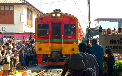 [아속 출발] 담넌사두억 수상시장+위험한 기찻길 시장 반일투어