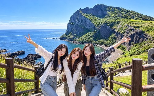 Jeju East Tour with Haenyeo Show & Lava Tube & Coastal Highlights