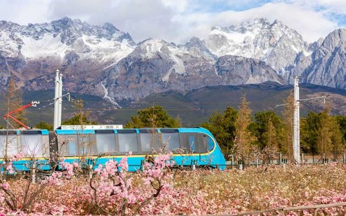 Lijiang Jade Dragon Snow Mountain sightseeing-trein