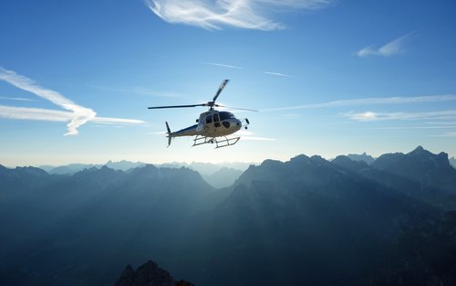 Privat helikoptertur över huvudstaden Bern