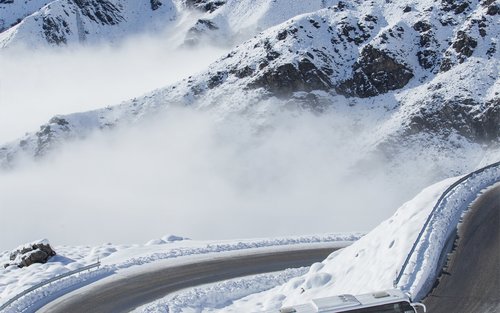 卓越山滑雪接驳